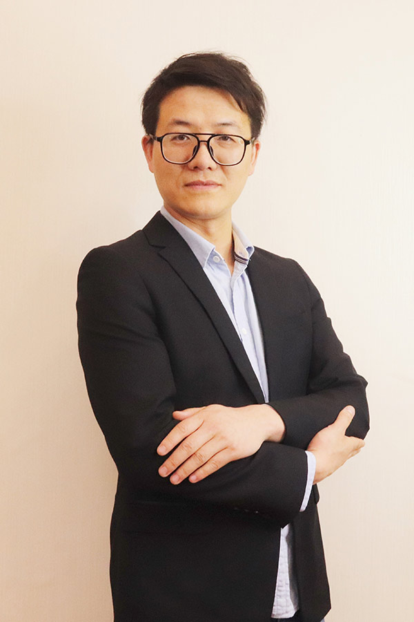 秦都李林科 本科学历,毕业于西安石油大学