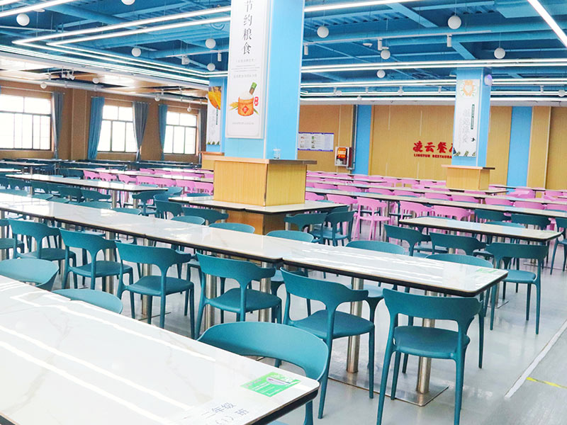 秦都学生餐厅